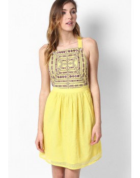 Global desi-Yellow kurti